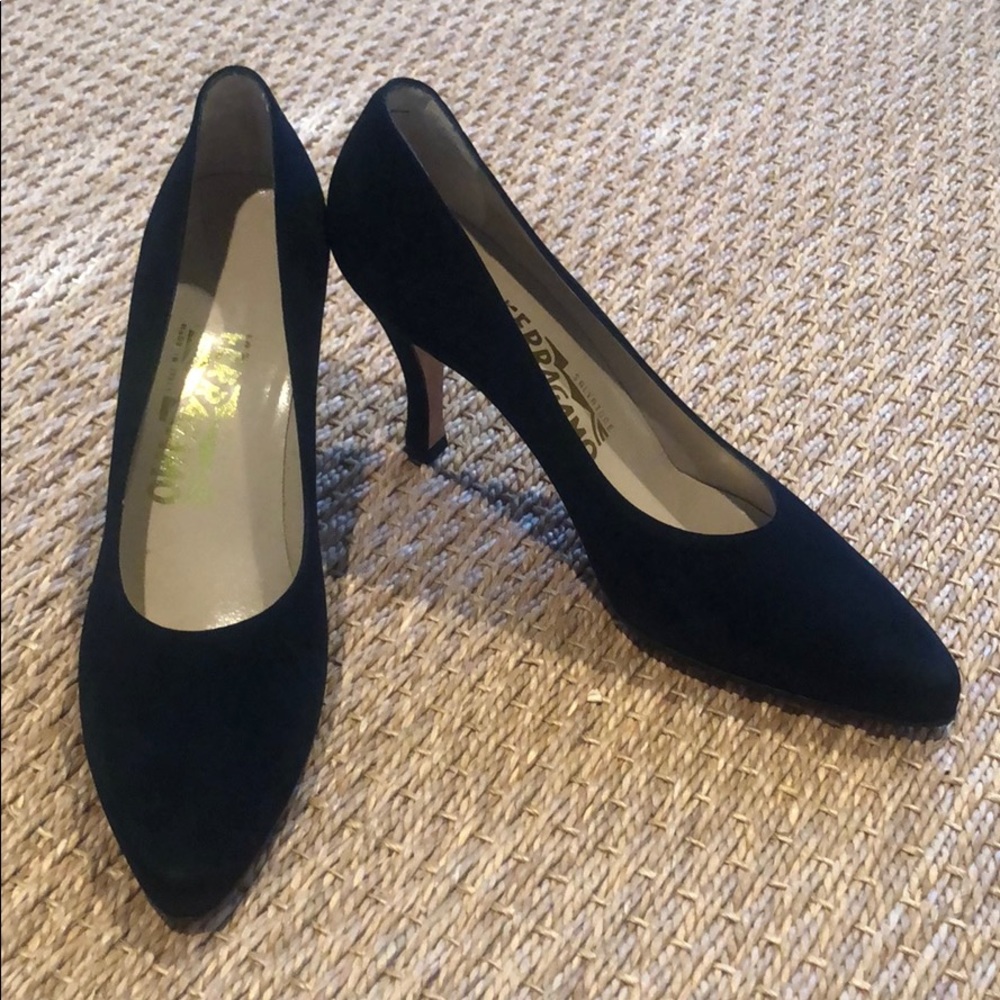Ferragamo Navy Suede Pumps